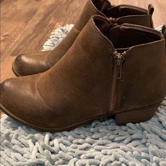 Brown ankle boots - Picture 3 of 5